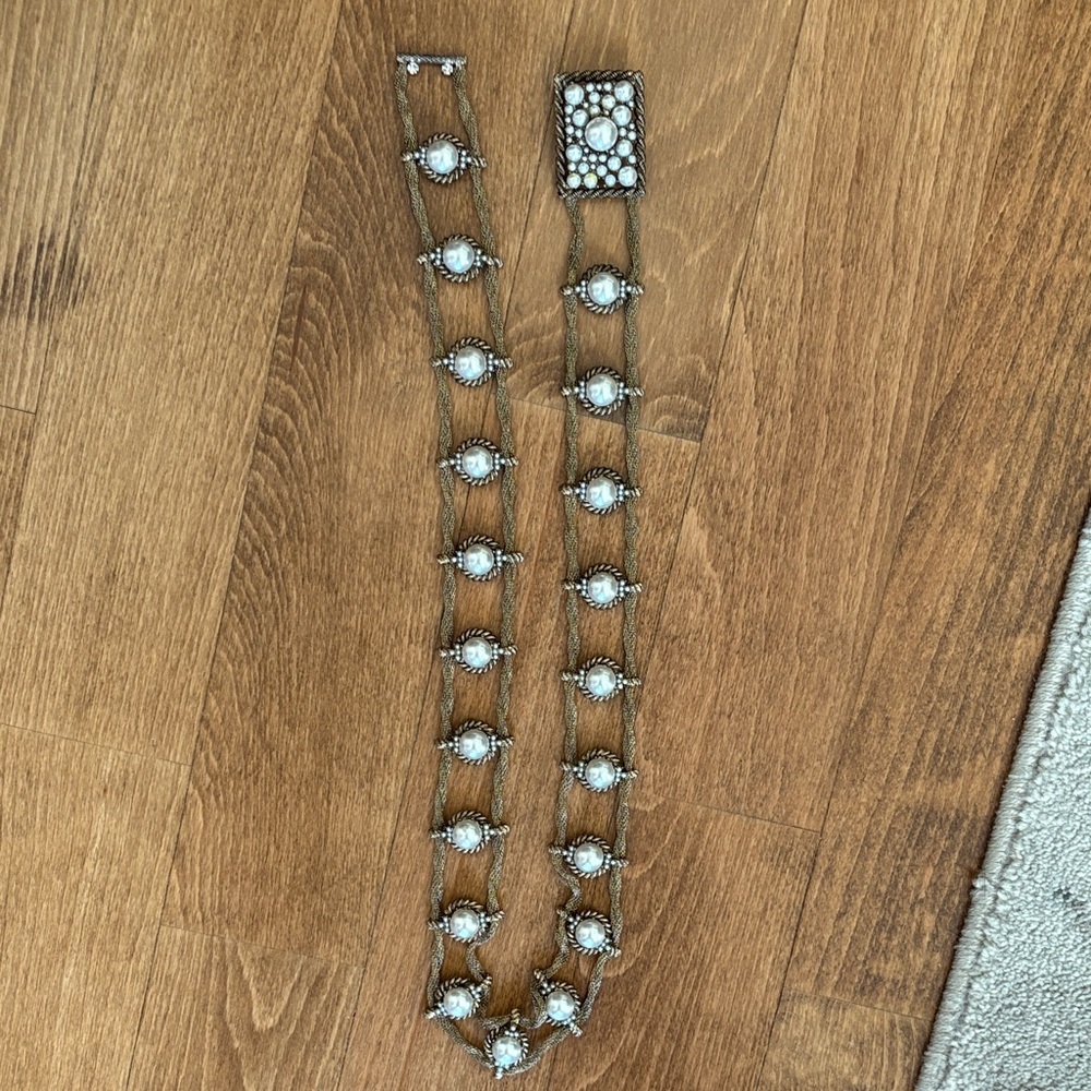 Zara Belt Beautiful Pearl and Gold Belt Equivalent of an XS